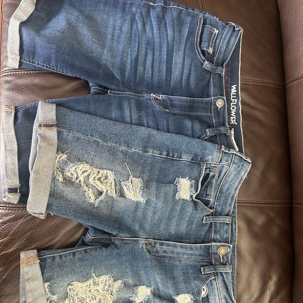 Wallflower and SO High-Rise Denim Shorts.